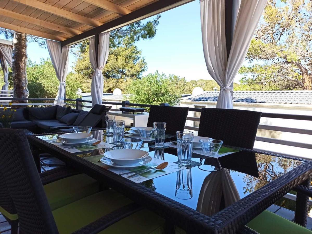 Mobile Home Lux Otok Murter Jezera Exterior foto