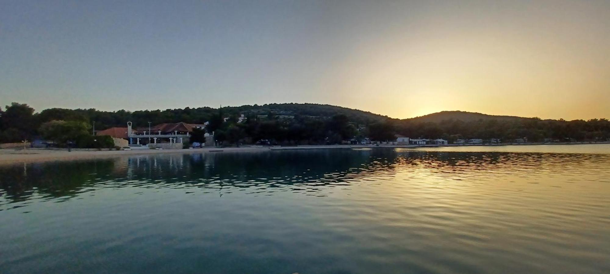Mobile Home Lux Otok Murter Jezera Exterior foto