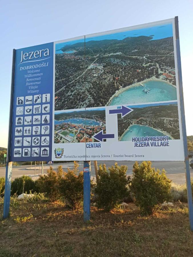 Mobile Home Lux Otok Murter Jezera Exterior foto