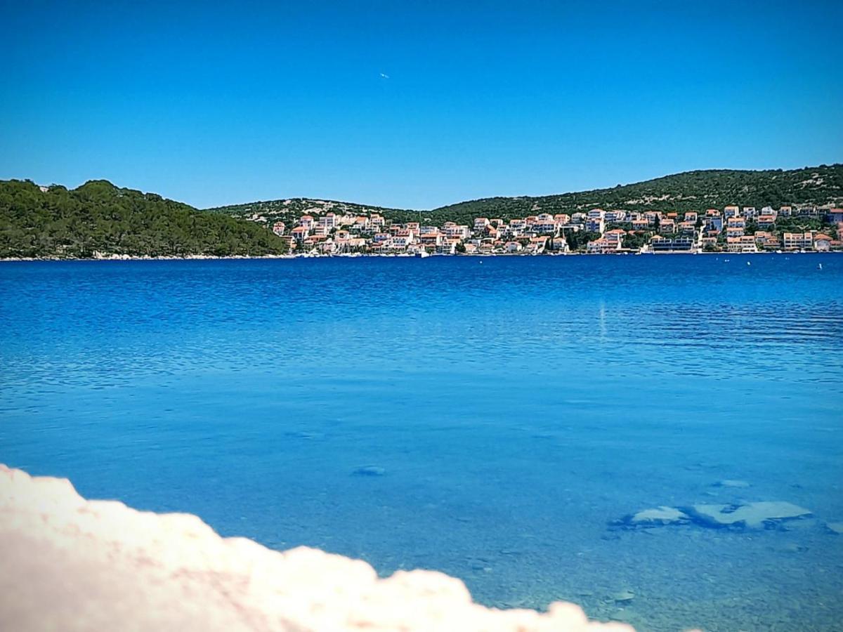 Mobile Home Lux Otok Murter Jezera Exterior foto